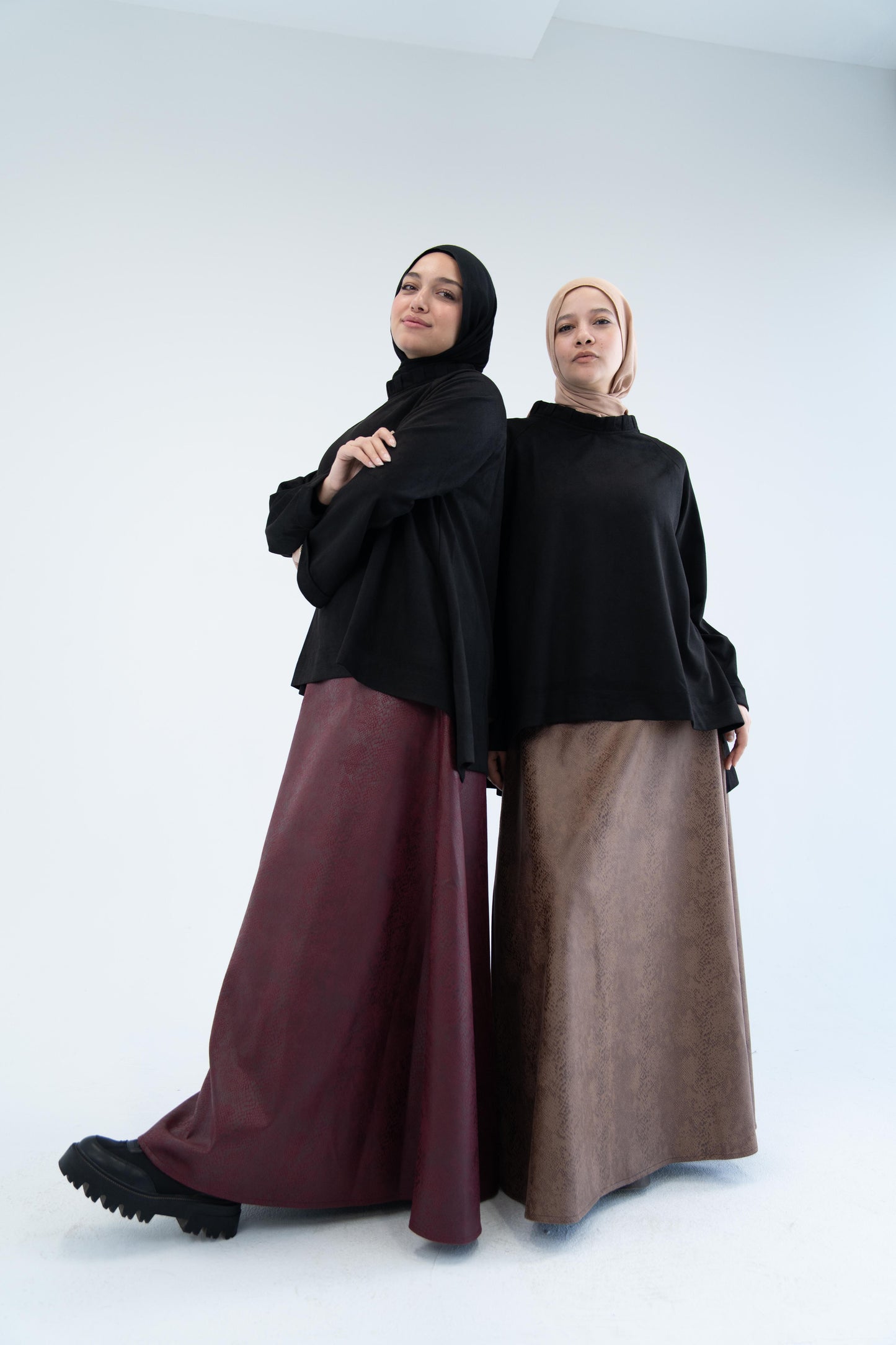 Suede Leather Skirt / Burgundy