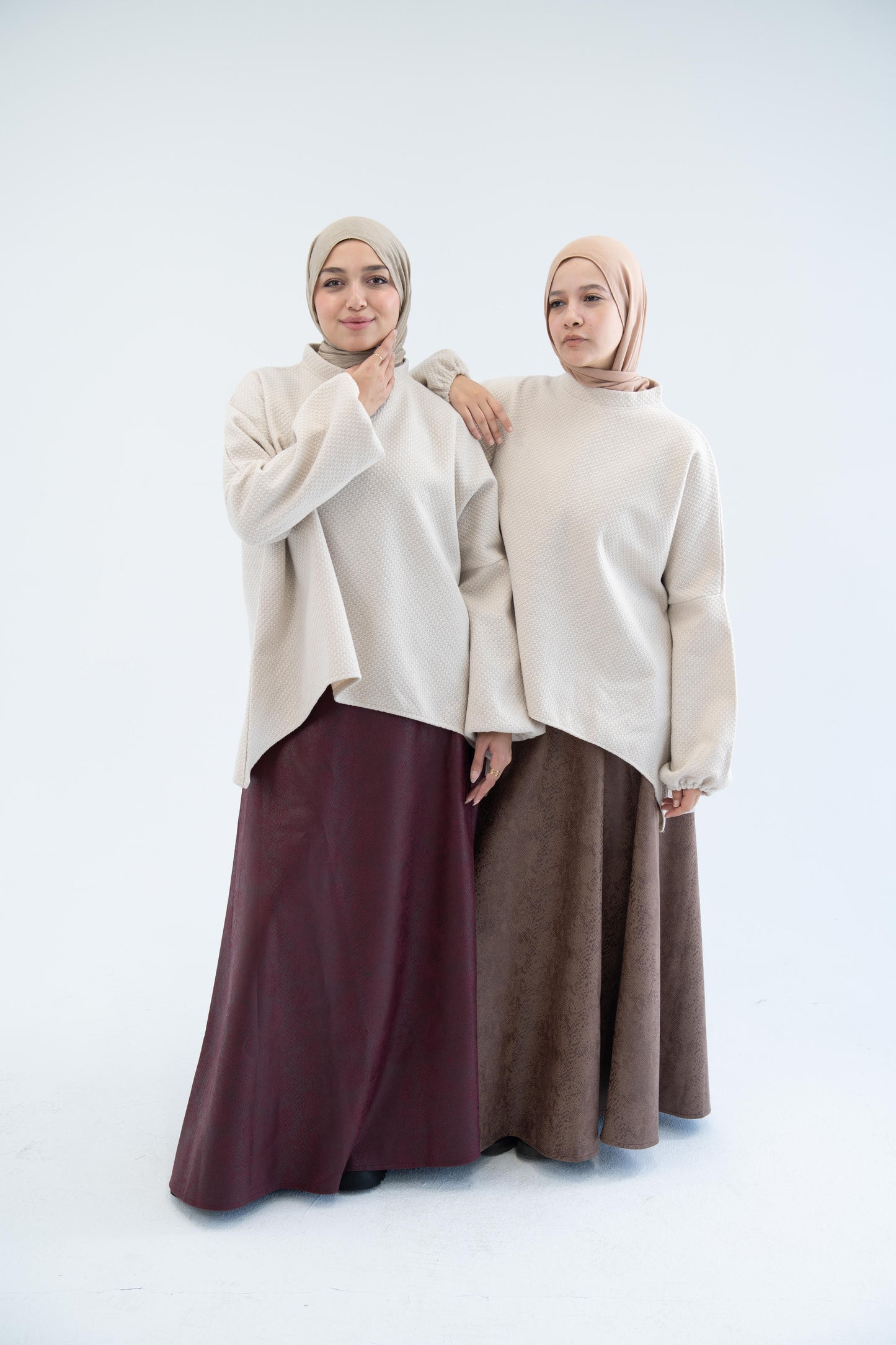 Suede Leather Skirt / Brown