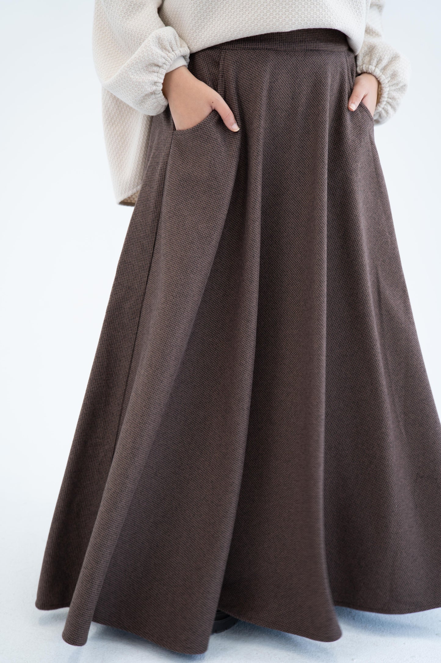 Winter Wool Skirt / Brown