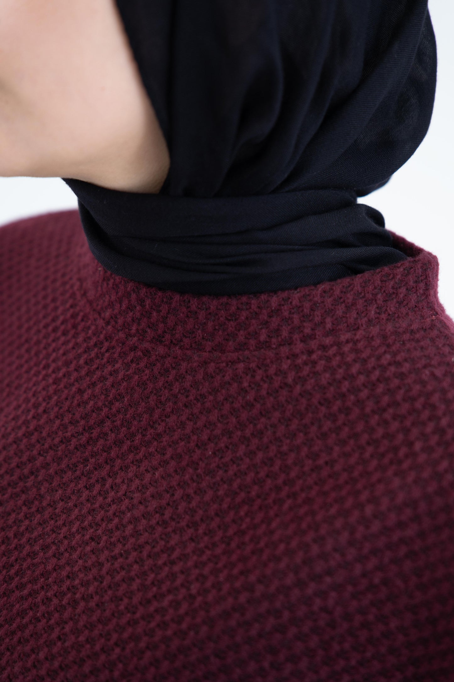 Hush Poncho/ Burgundy